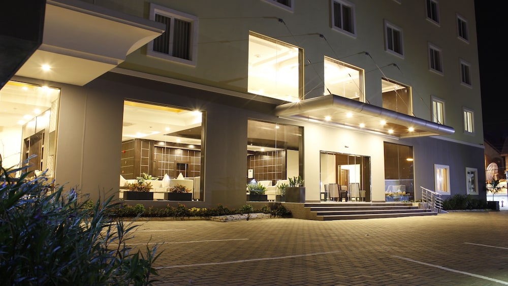 Shoregate Hotels 2/52
