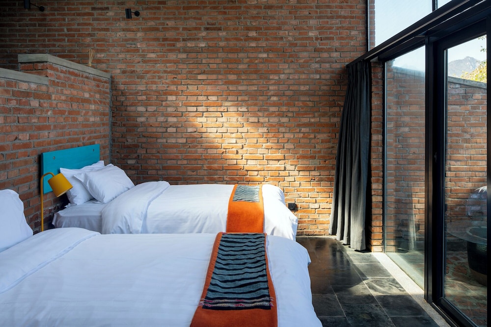 Room, Twin Beds, Great Murphy Bed, with View