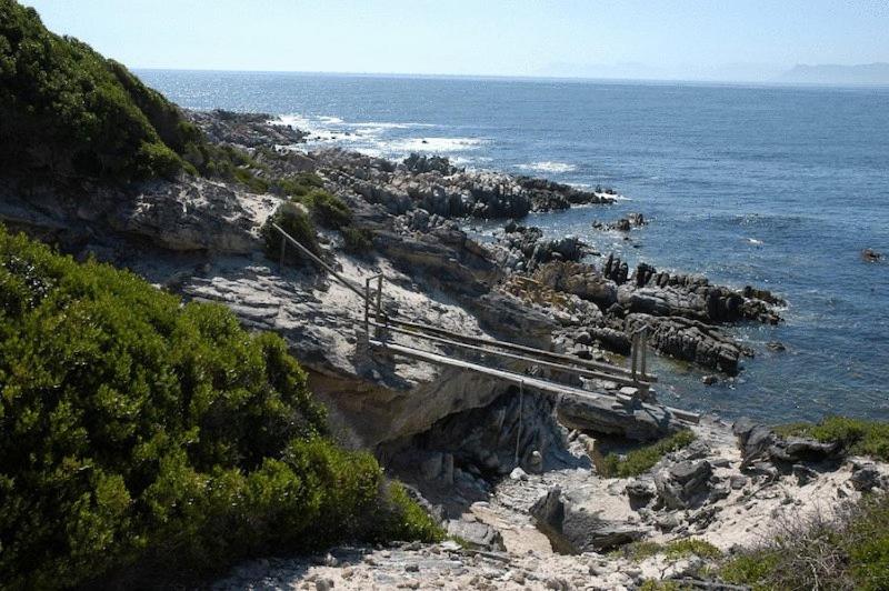 Crayfish Lodge Sea & Country Guest House 36/47