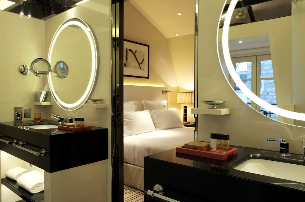 Hotel Montaigne 66/69
