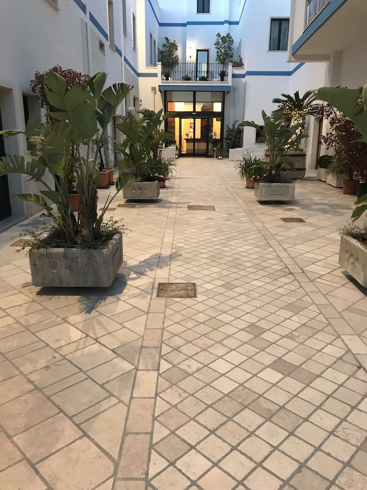 Hotel Miramare 48/50