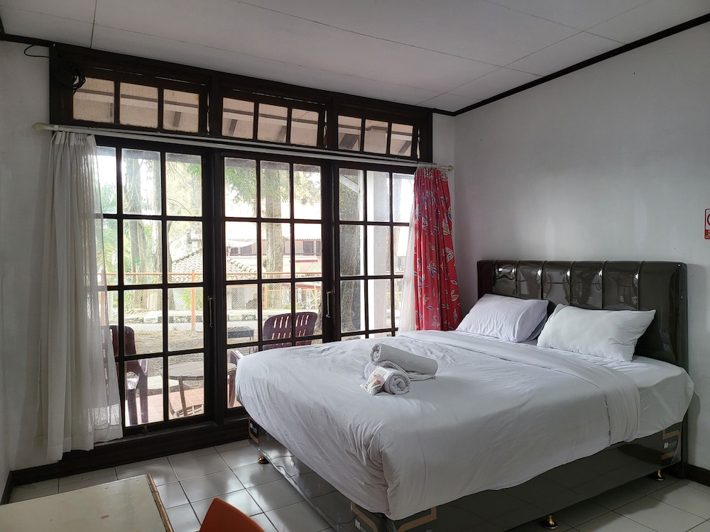 Pandu Lakeside Hotel Tuktuk 13/51