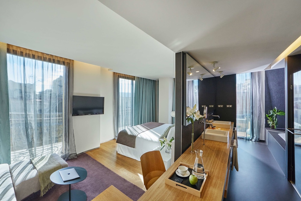 Ohla Barcelona 25/70