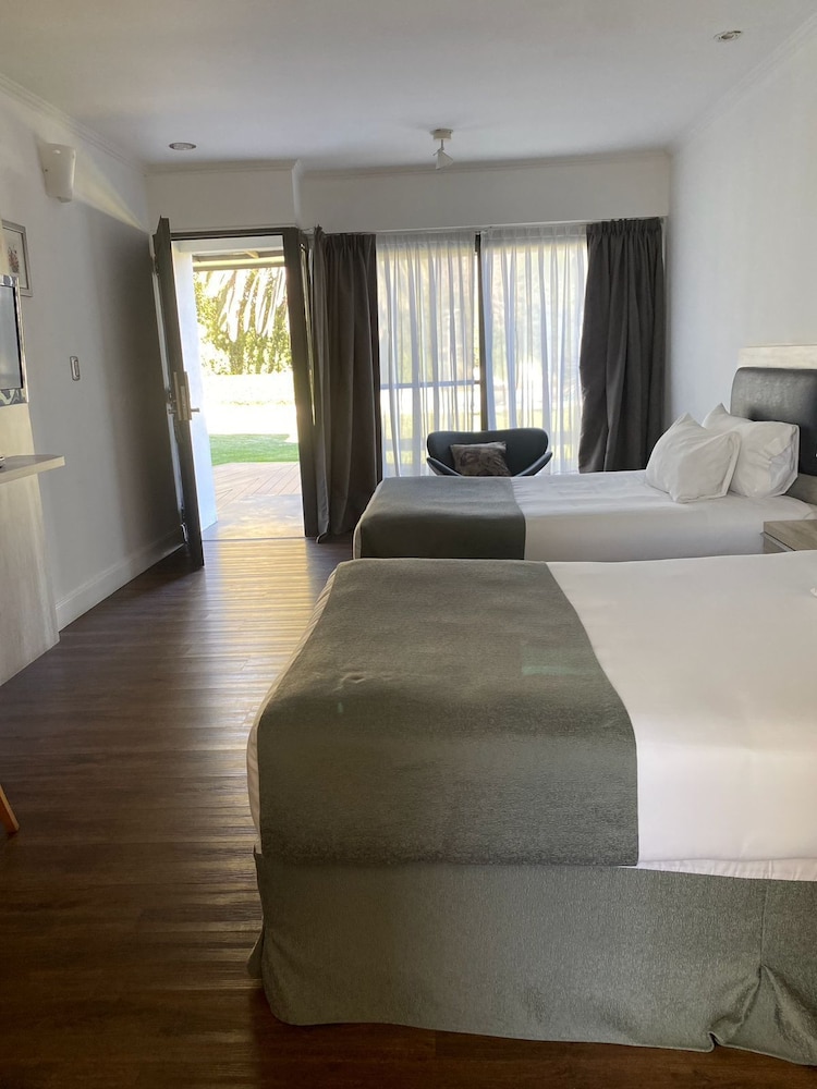 Hotel Camberland 14/25