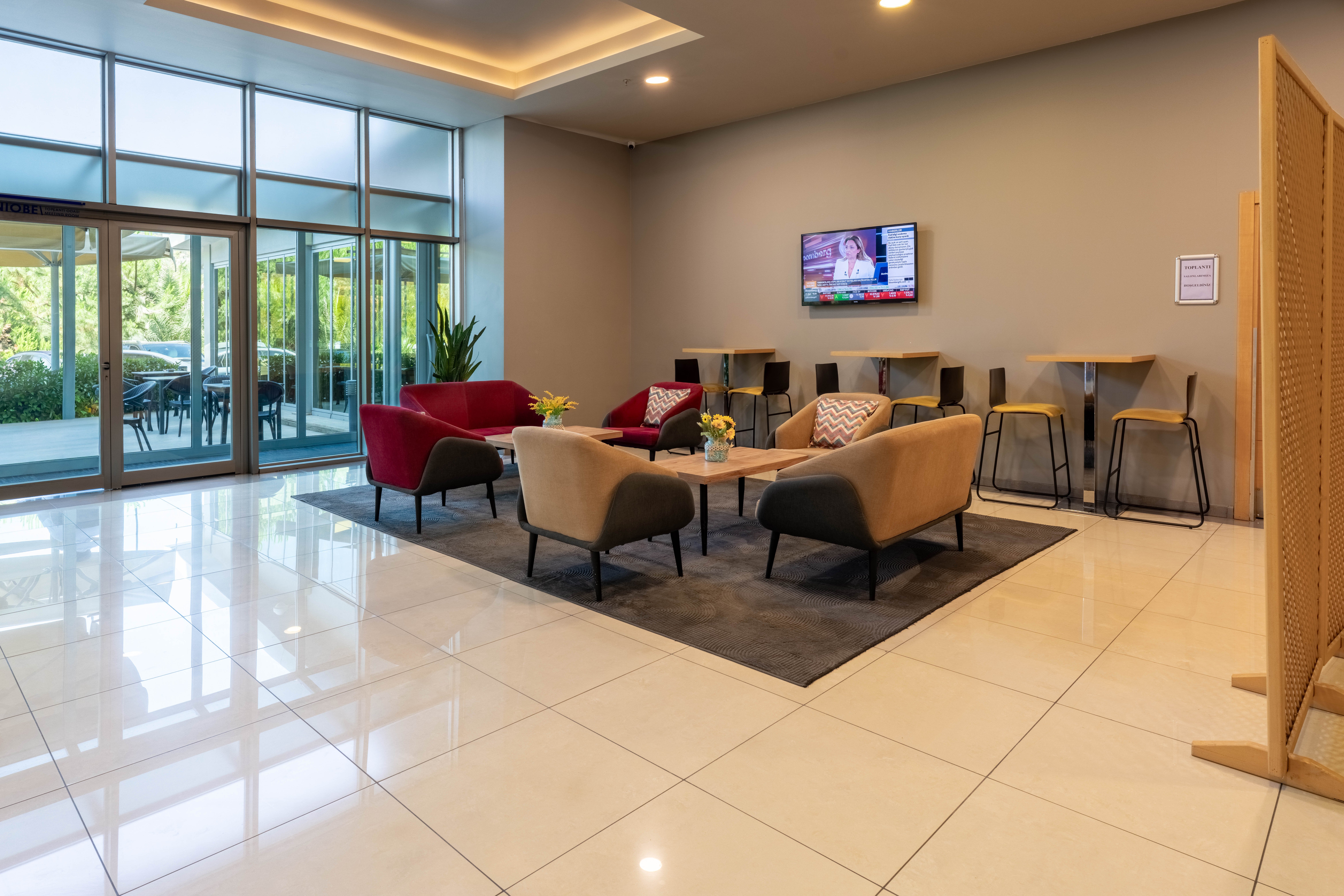 Holiday Inn Express Manisa - West 32/50