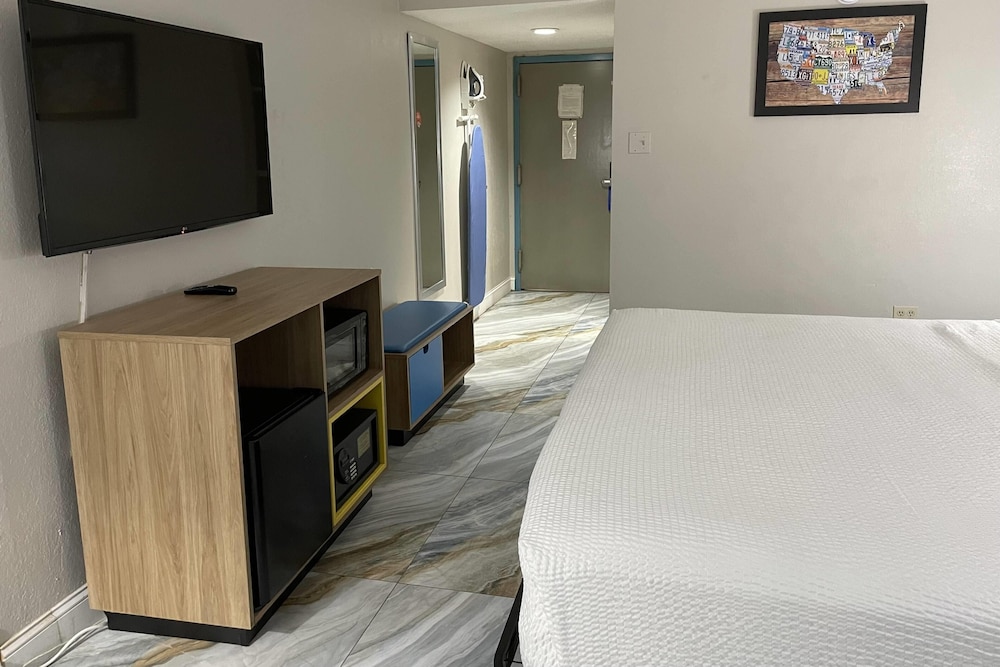 Days Inn by Wyndham Jersey City / NYC Area 25/41