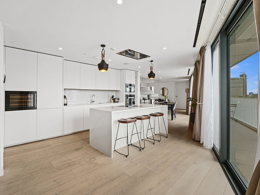 Southwark Residences by Aeria Apartments 64/73