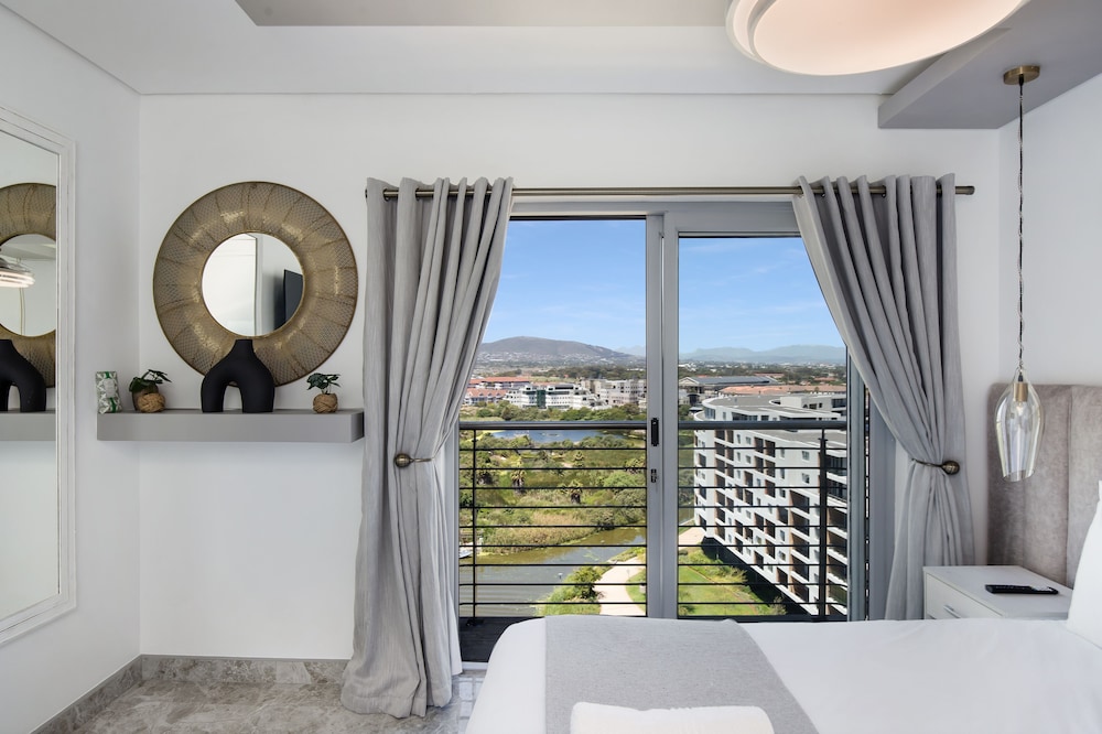 Knightsbridge Luxury Apartment 24/50