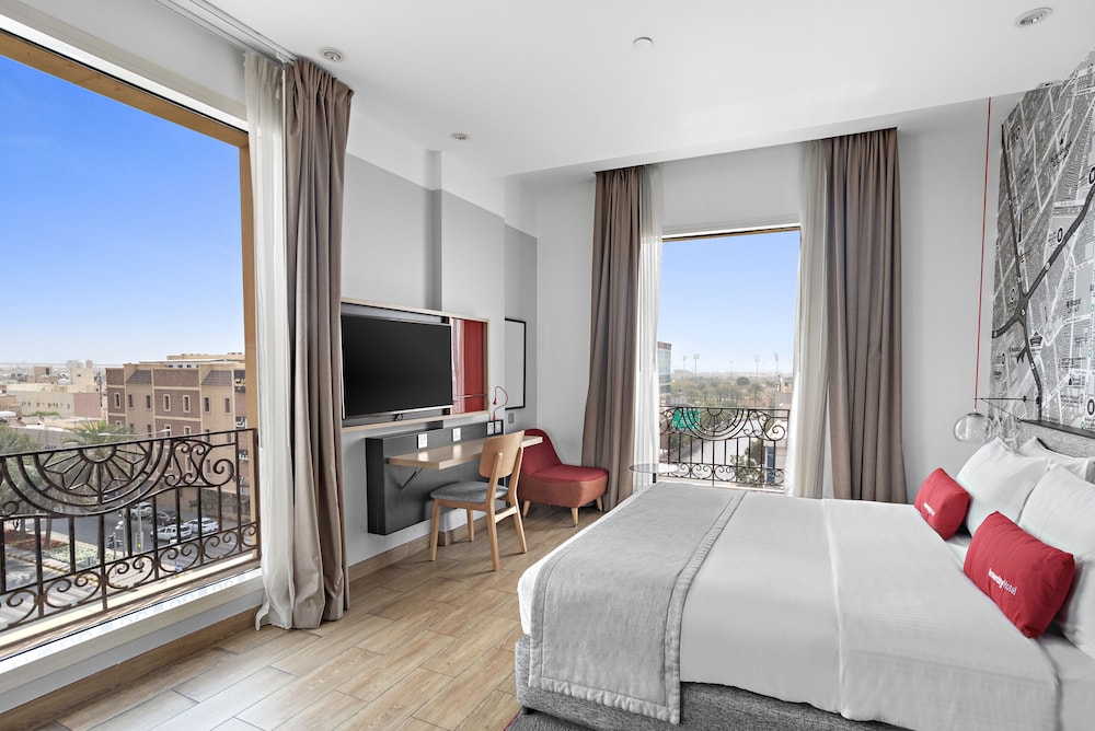 Deluxe Suite