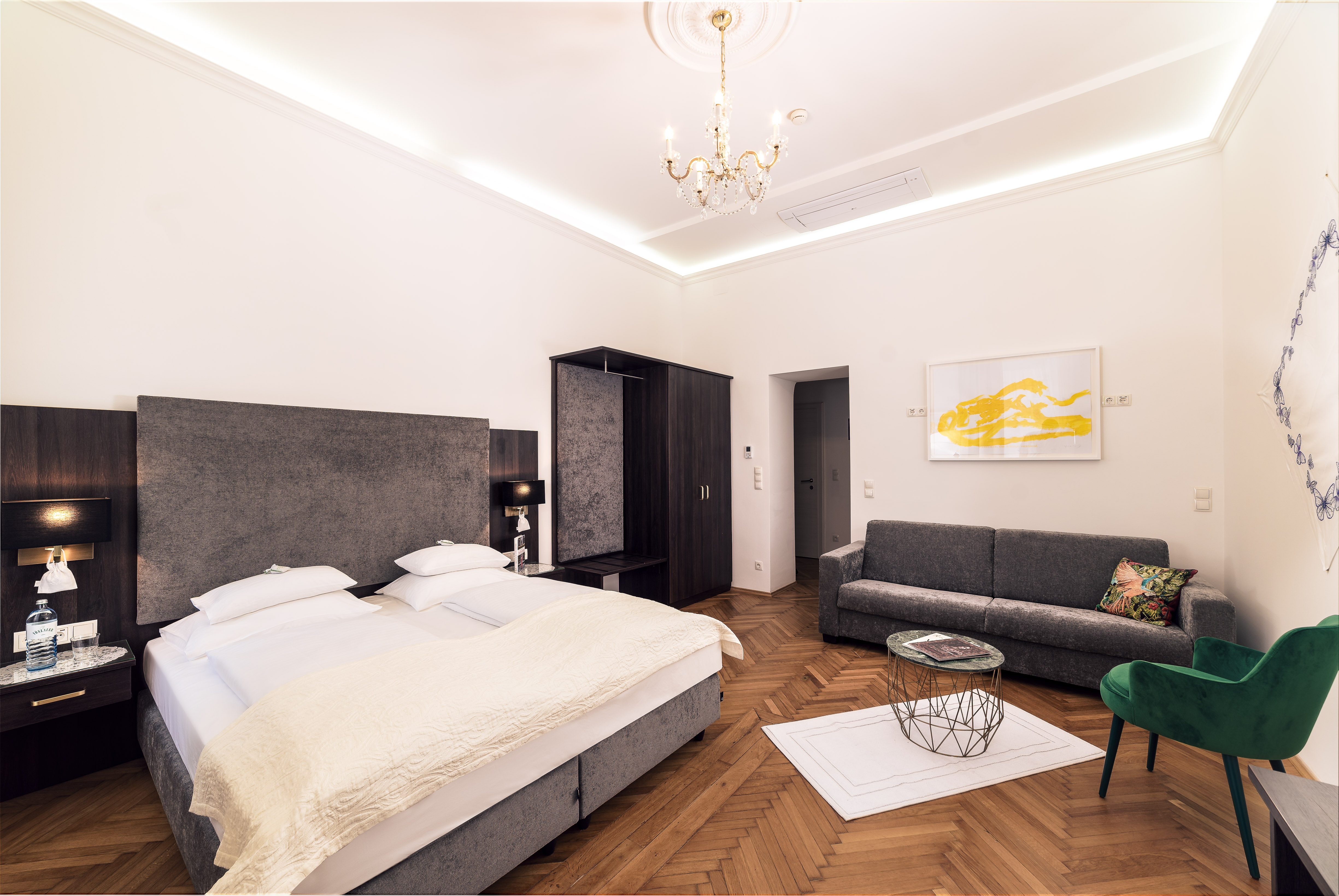 غرفة ثلاثية، Boutique Hotel Donauwalzer 3/3