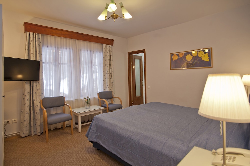 Vila Camelia 18/50