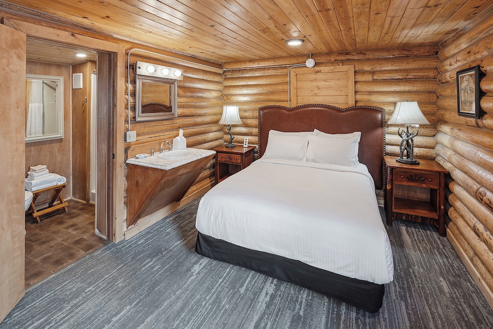 Denali Crow s Nest Cabins 16/48