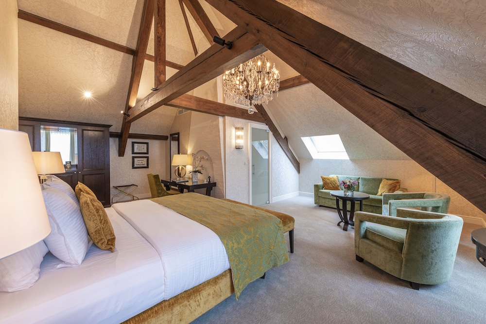 The Victorian Loft.