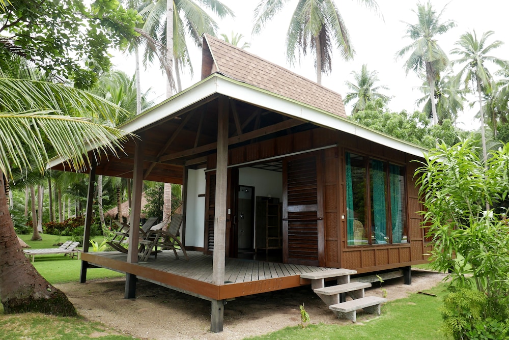 Dolarog Beach Resort 2/50