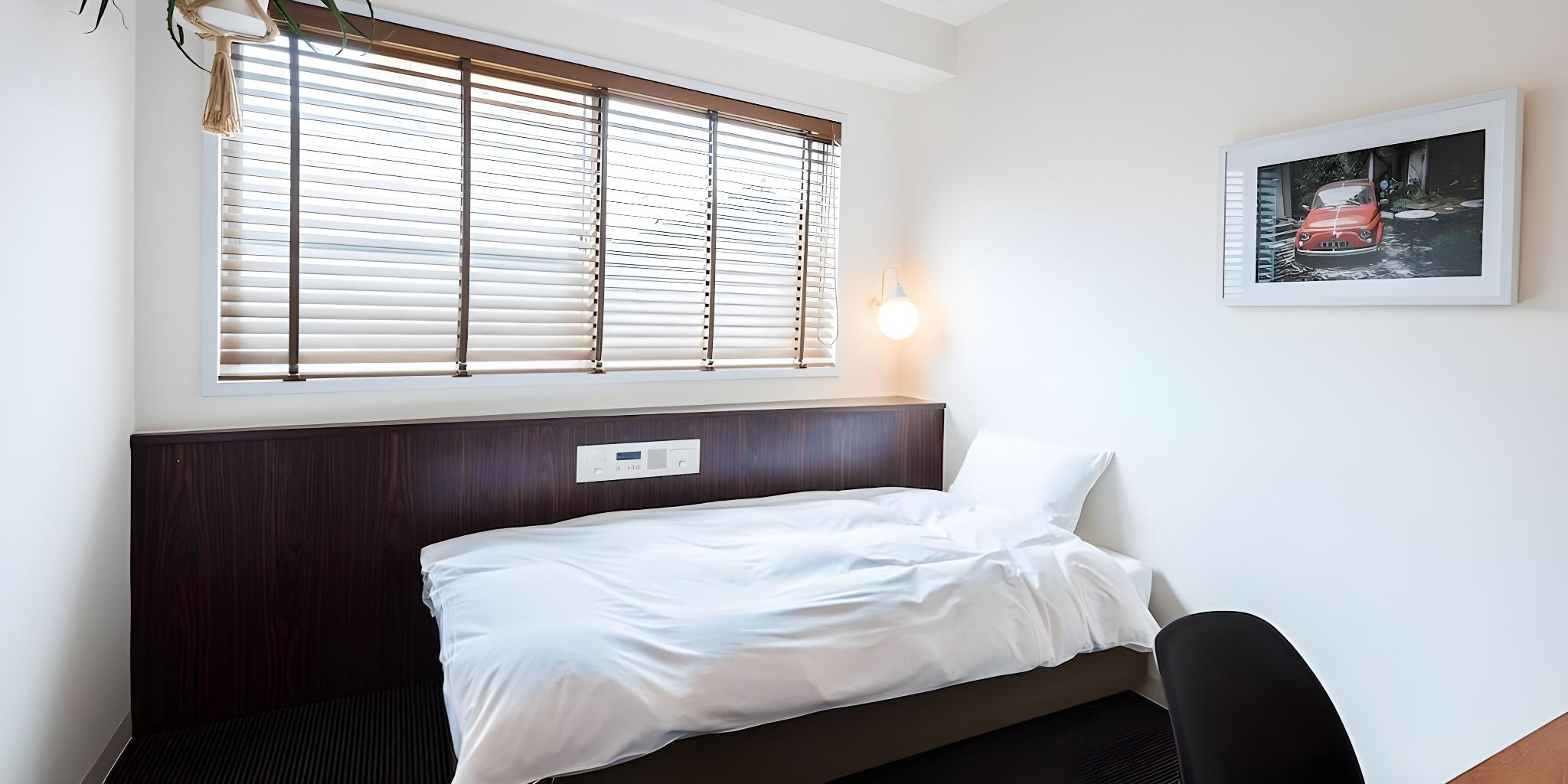 Room, Single, Unit Bath