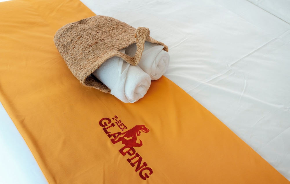 T-Rex Glamping Dubai Parks and Resorts 14/48