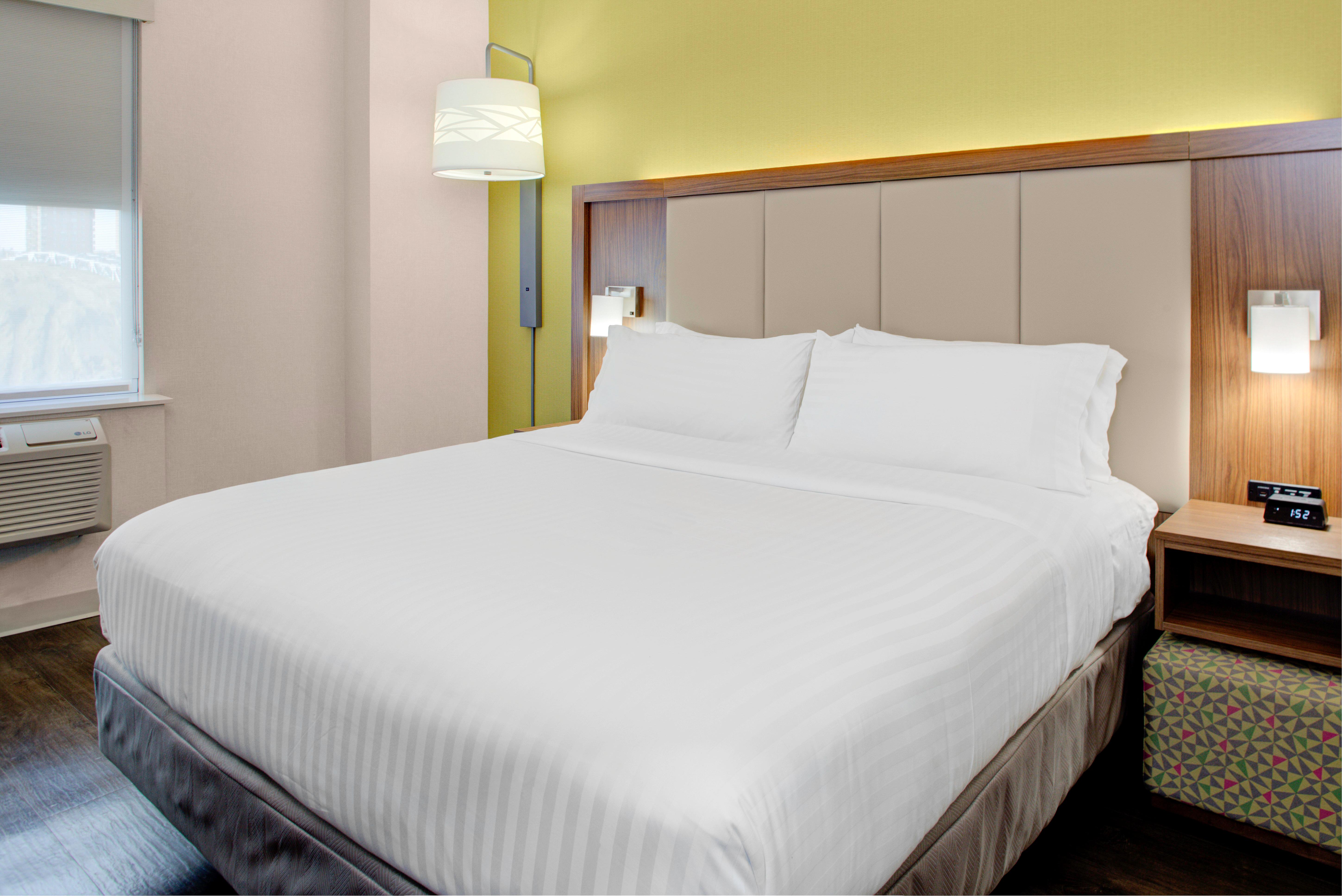 Holiday Inn Express Bronx Nyc - Stadium Area, an IHG Hotel 14/40