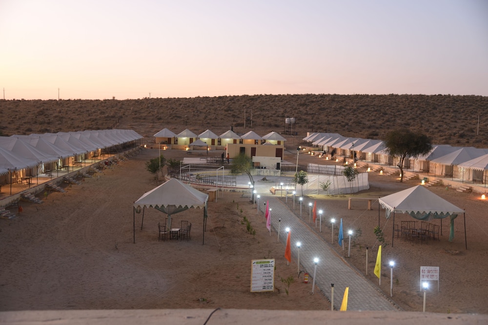Welcome Desert Camps 36/40