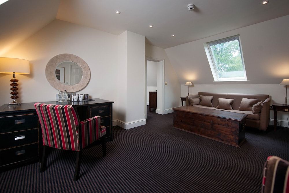 The Slaughters Country Inn 45/57
