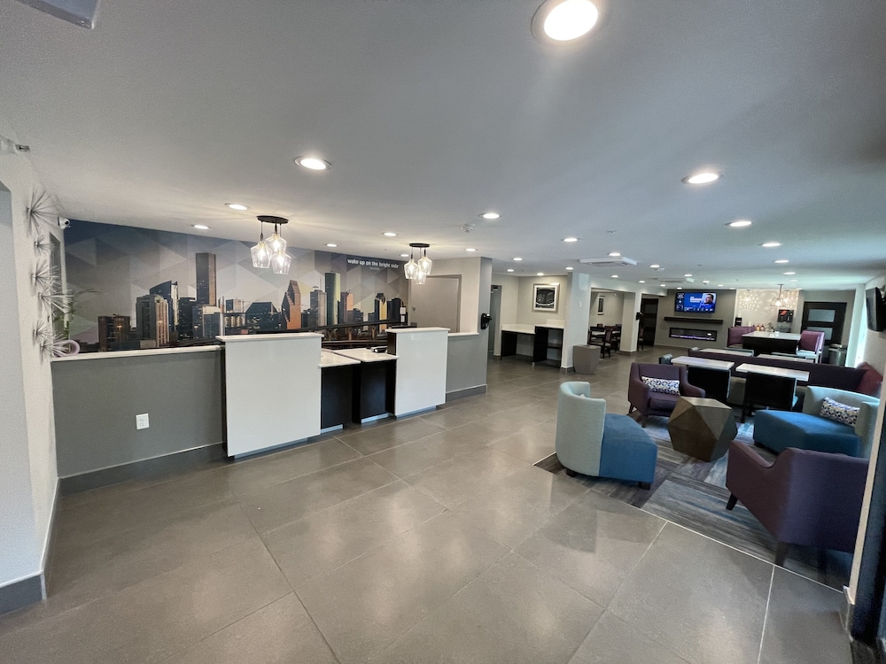 La Quinta Inn & Suites by Wyndham Houston Southwest 10/42