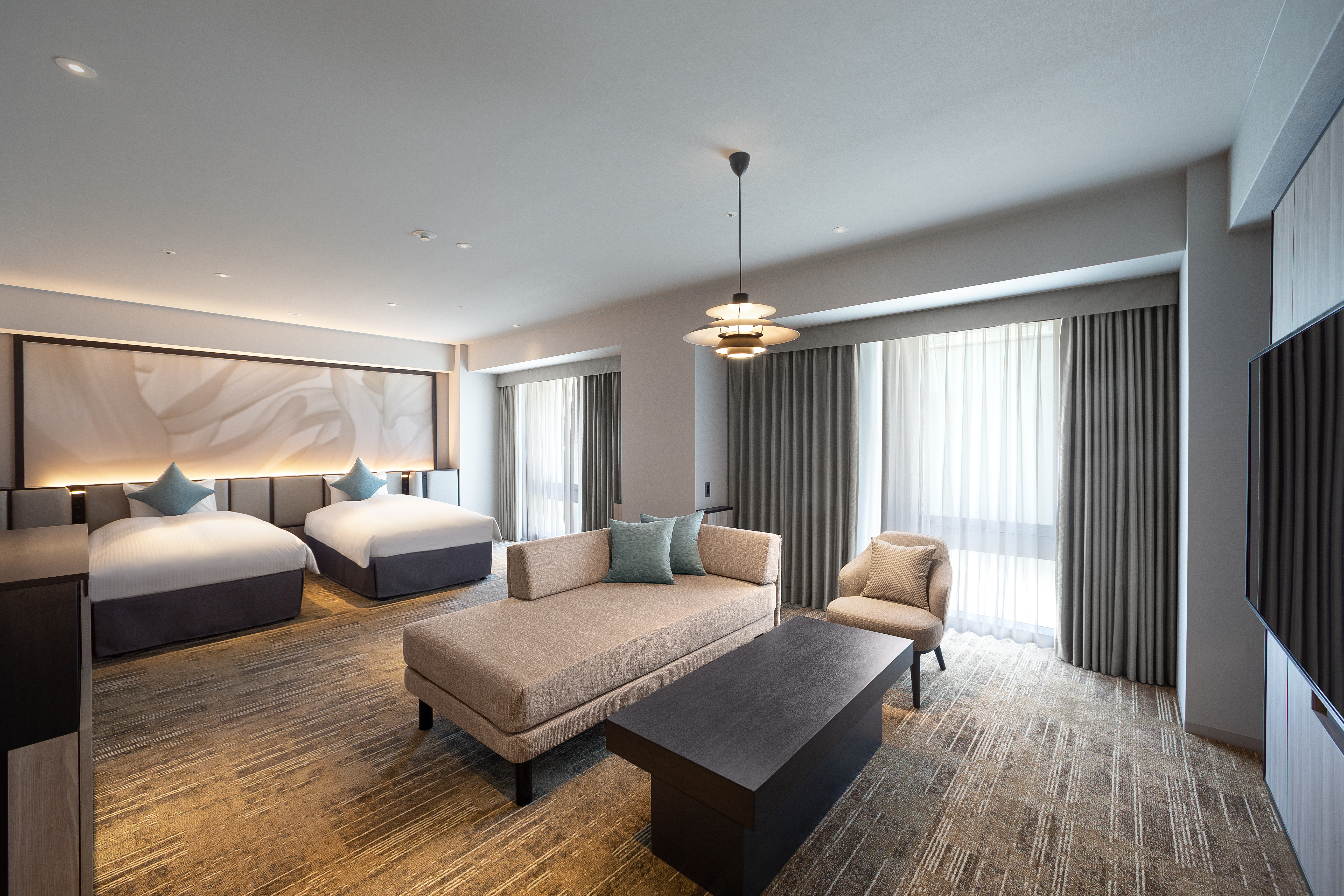 Premier, Twin Beds