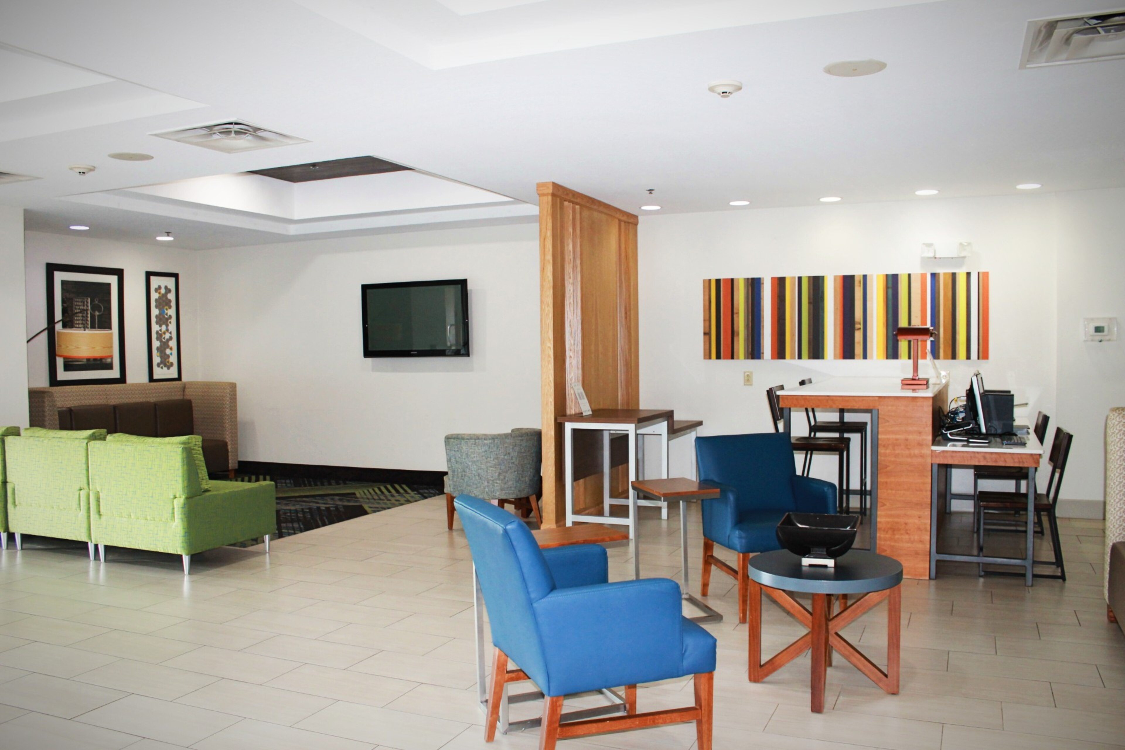 Holiday Inn Express Mccomb 49/53