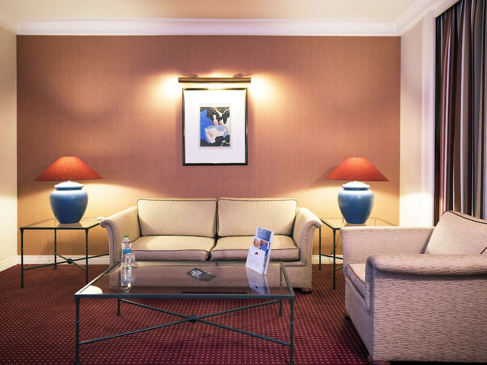 Pullman Bucharest World Trade Center Hotel 47/74