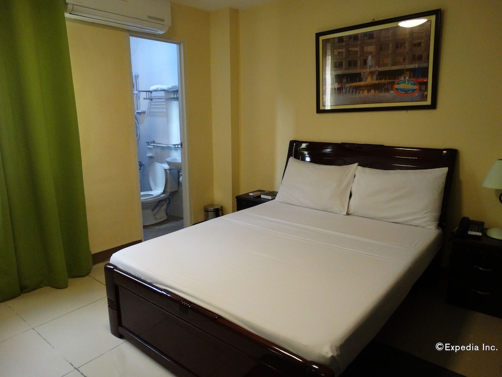 Time Travellers Hotel 27/43