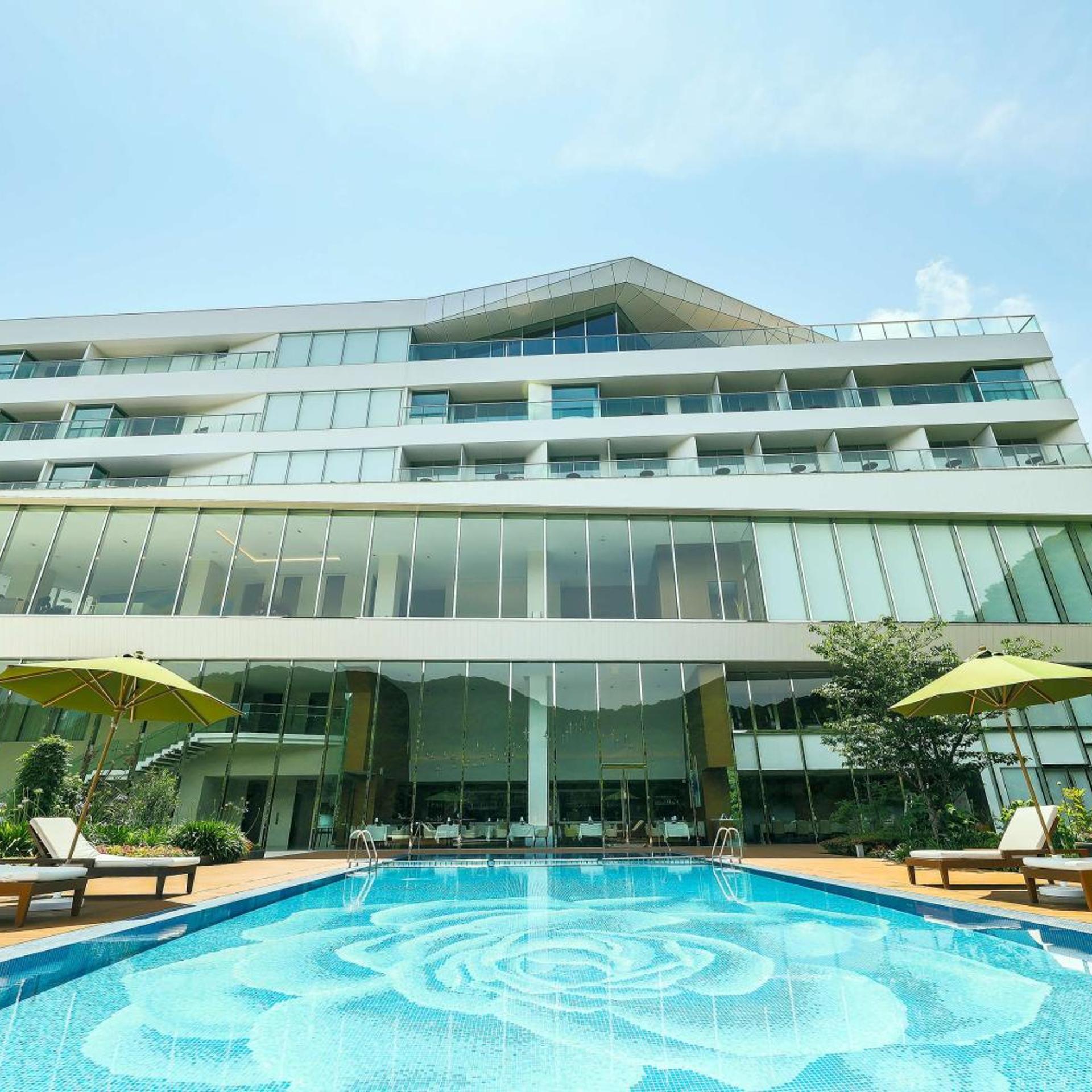 Olive Bay Hotel 4/53