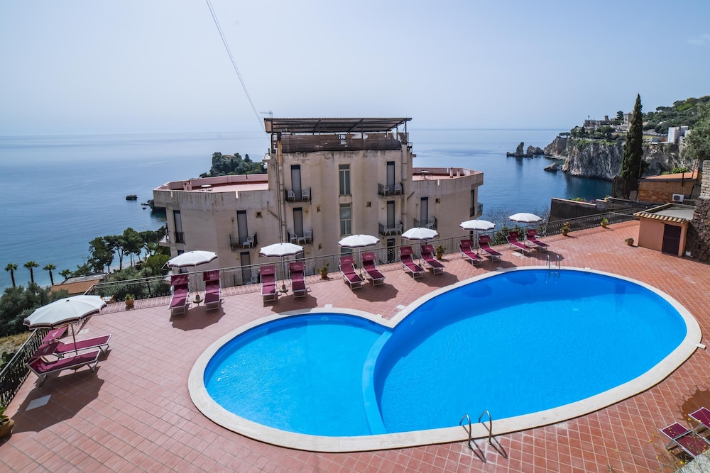 Hotel Isola Bella 28/36