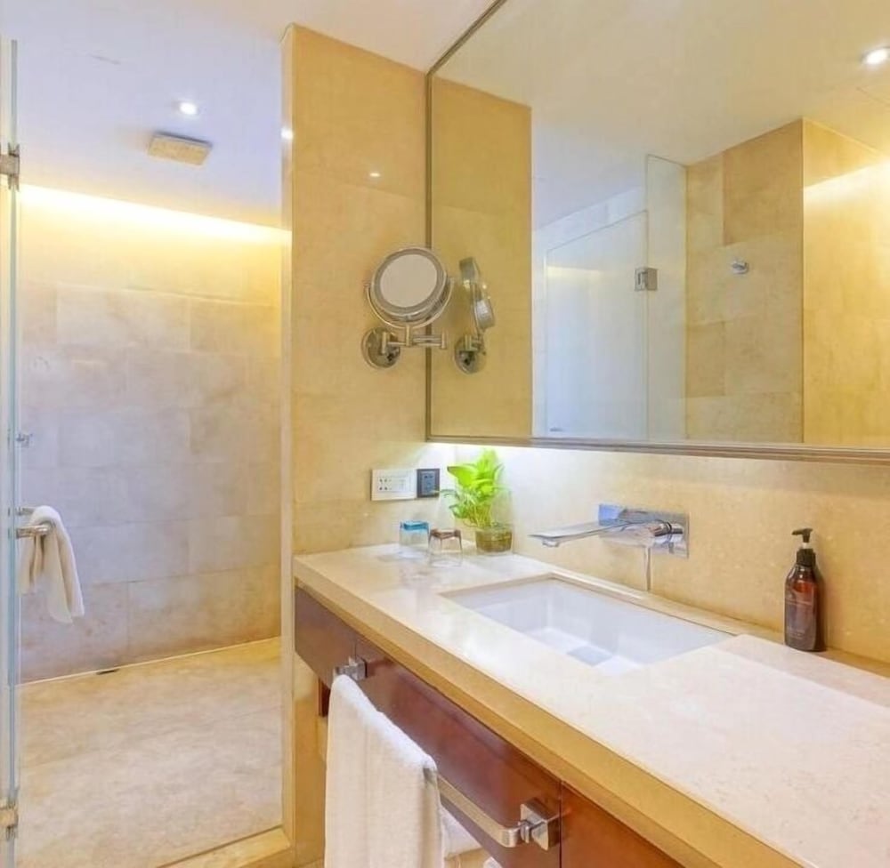 Rsun Hotel 45/50