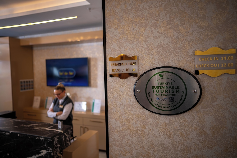 Mari Suites Hotel 6/63