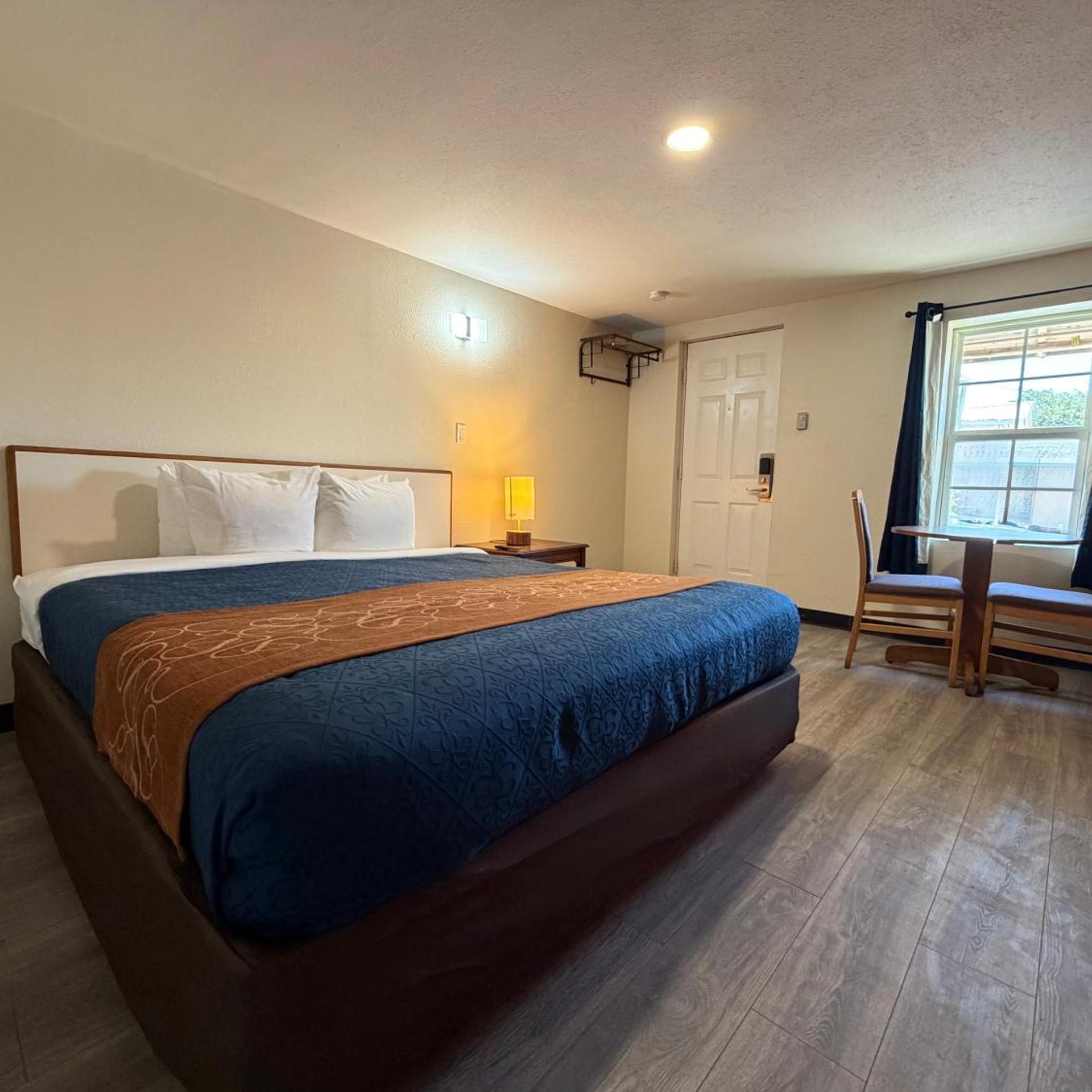 Ponca Motel 10/31