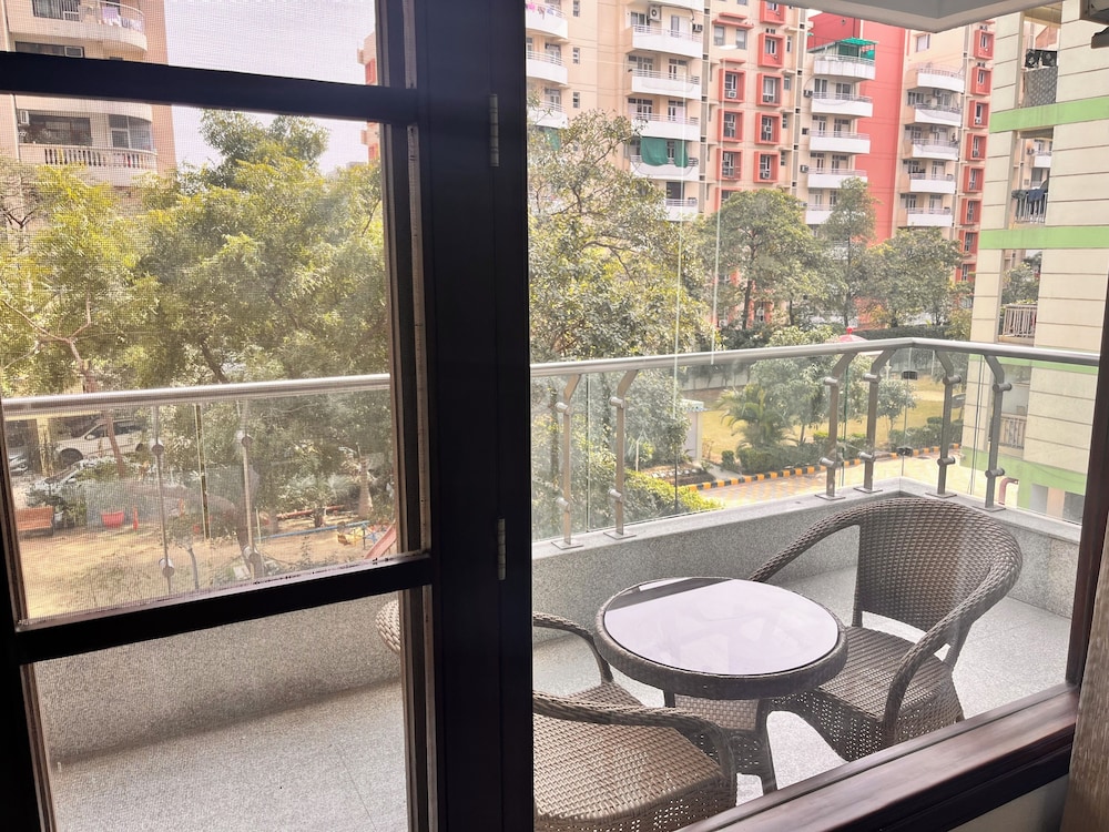 Gazebo Inn And Suites 32/49