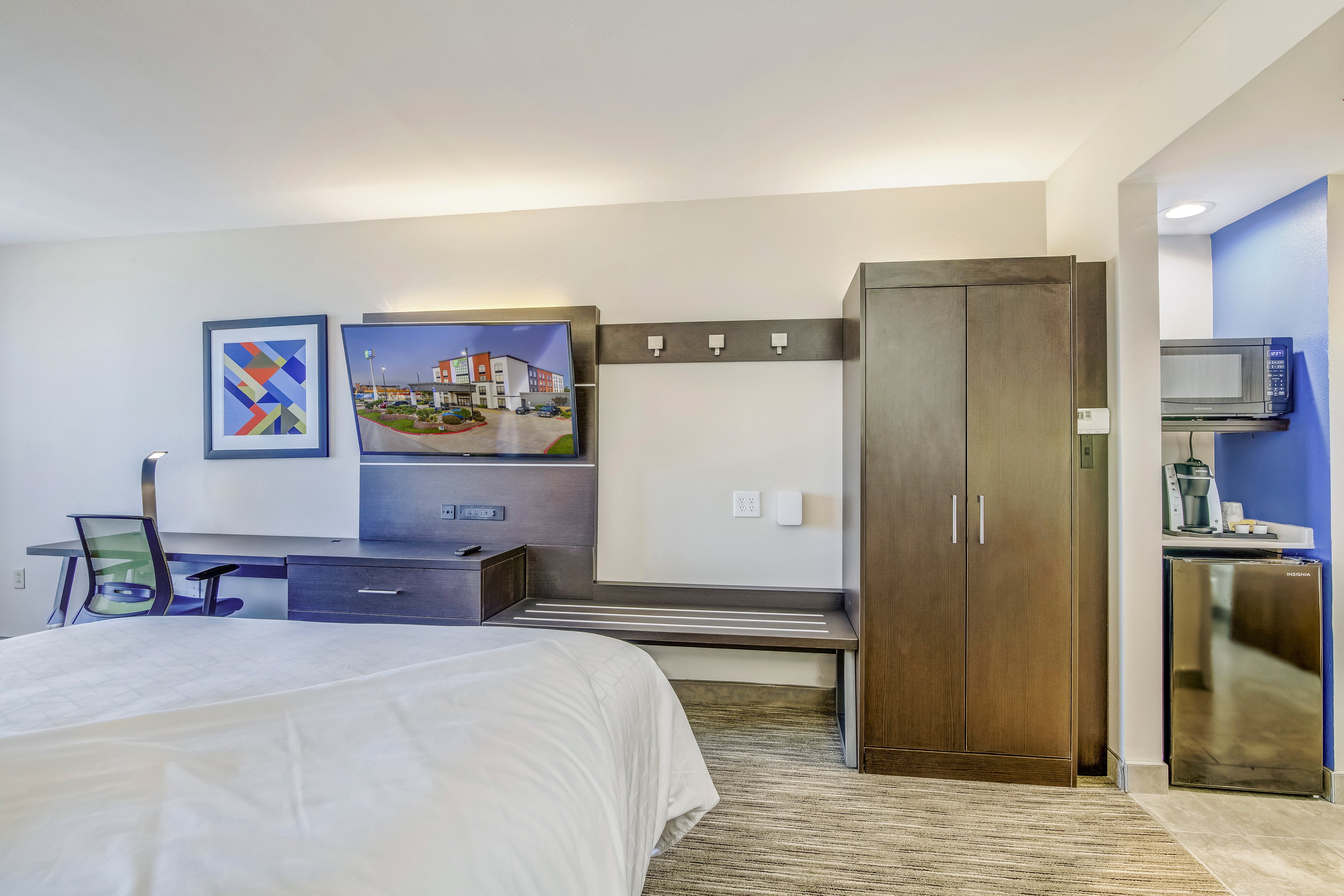 Standard, 2 Queen Beds