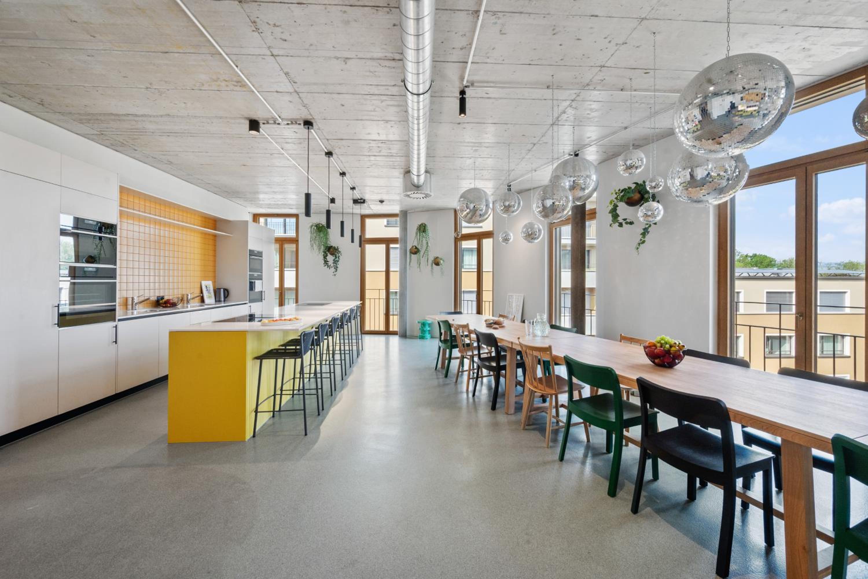 Ariv Design Hotel & Apartments Zug 20/25