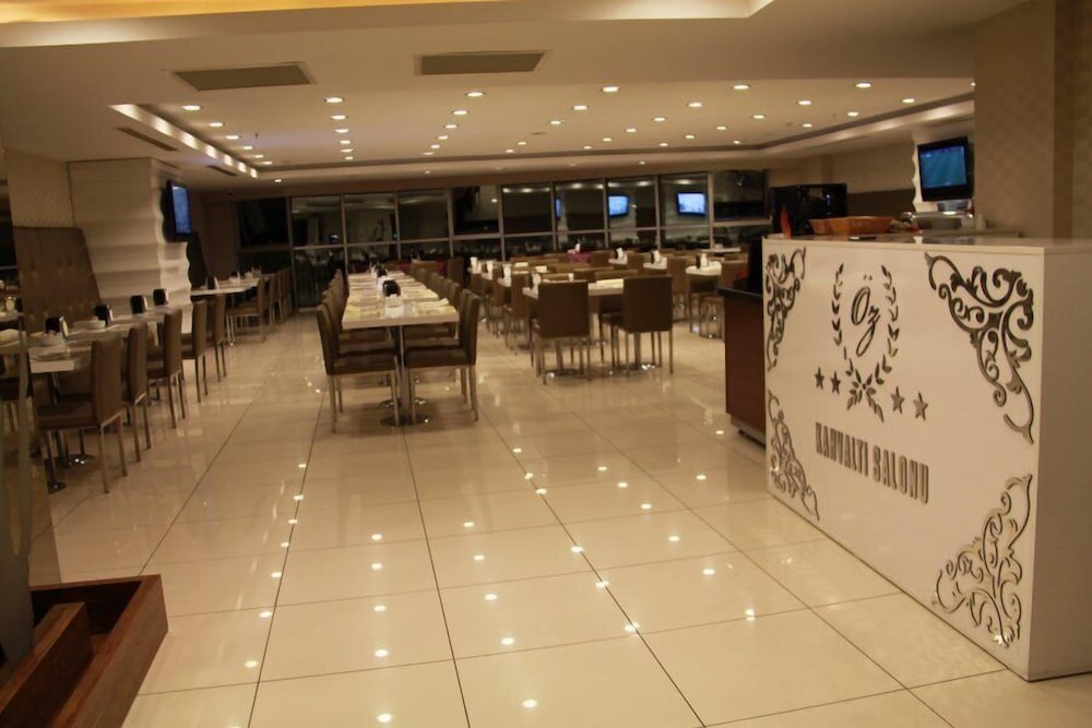 Ozpark Hotel 1/50