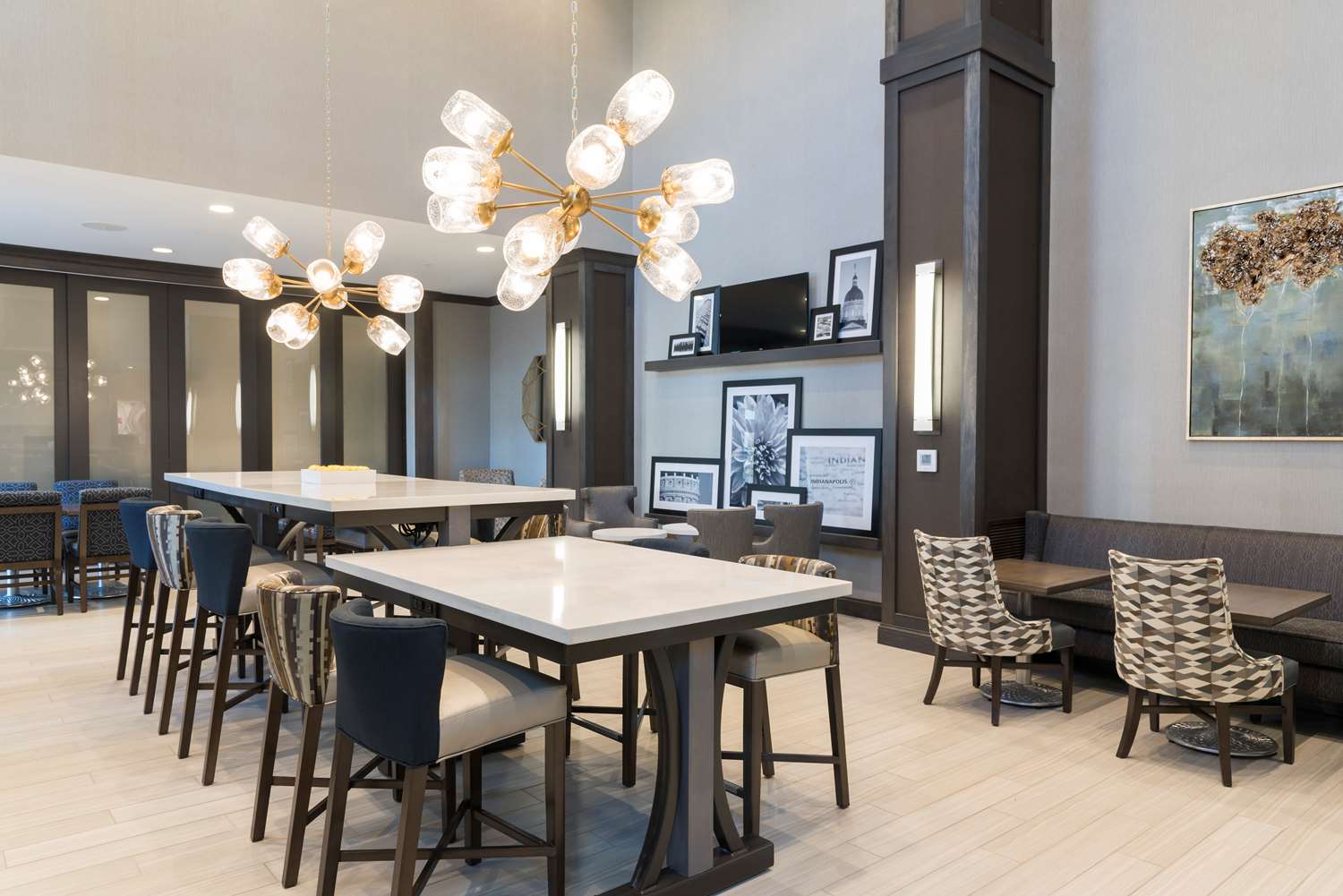 restaurant cafeteria