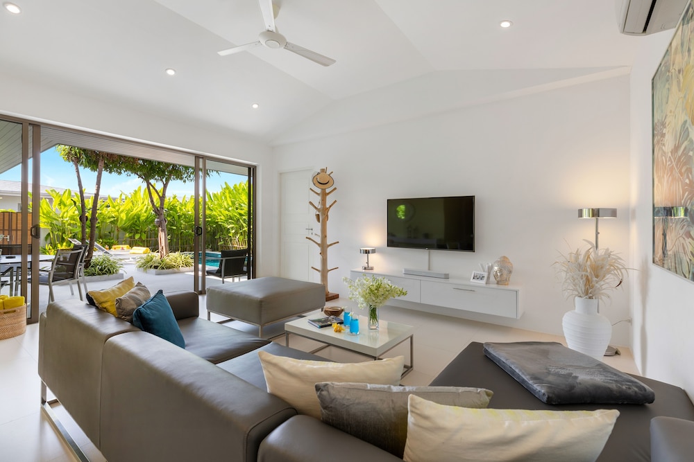 Villa White Orchid 27/50