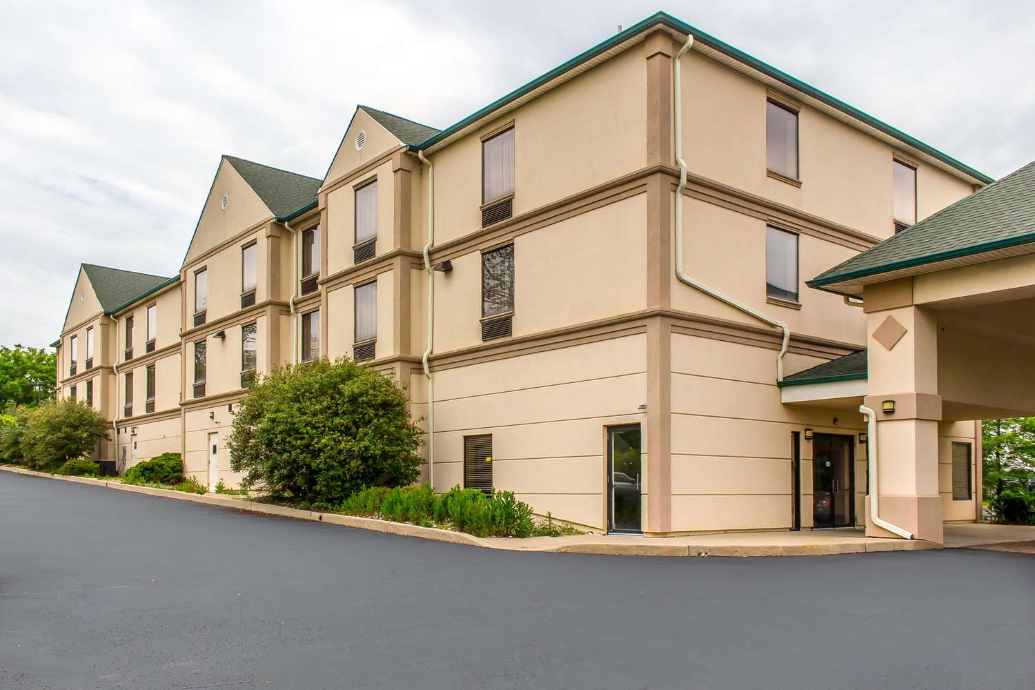 Quality Inn Hackettstown Long Valley 4/27