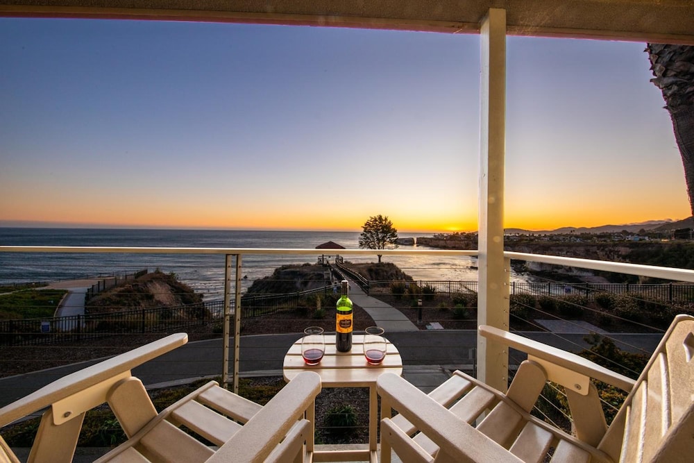 Inn at the Cove 35/64