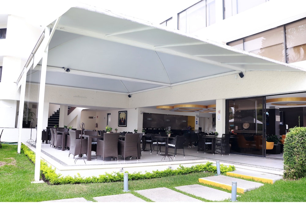 Hotel Casa Francisco Cuernavaca 1/46