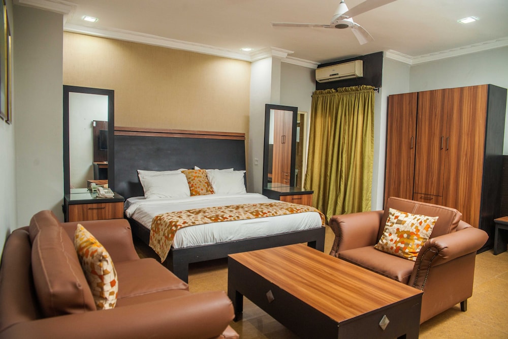 Georgetown Hotels Apartments & Suites 29/68