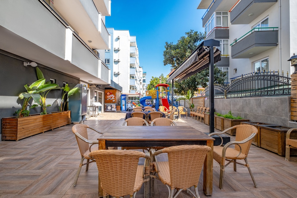 Royalisa City Apart Hotel 12/27