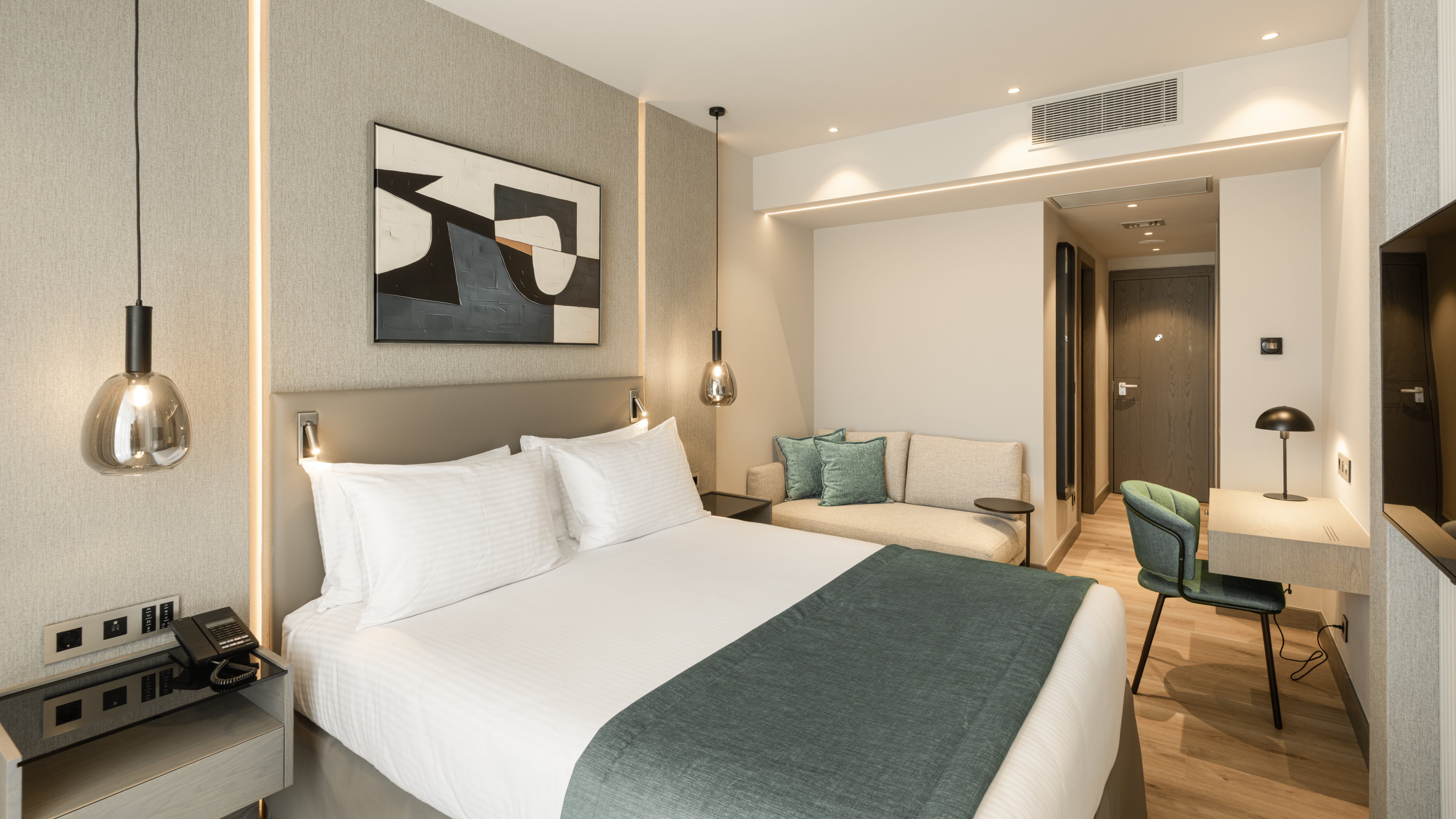 Holiday Inn Thessaloniki 16/72