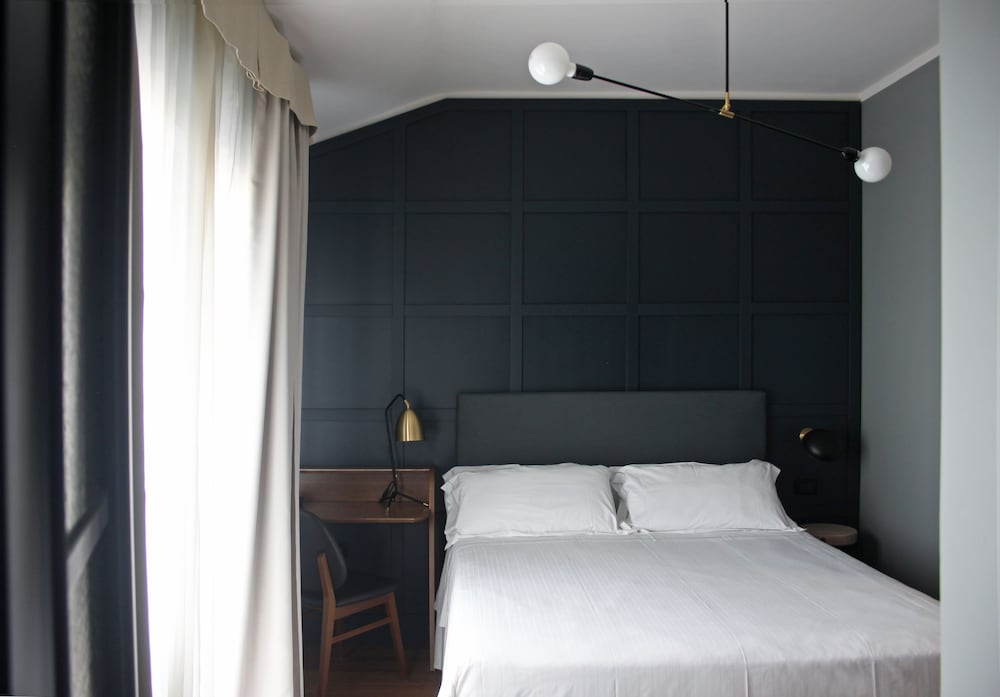 CLASSIC, DOUBLE BED