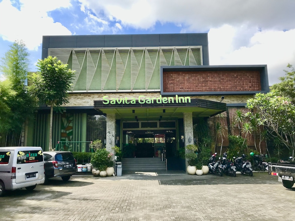 Savita Garden Inn 38/44