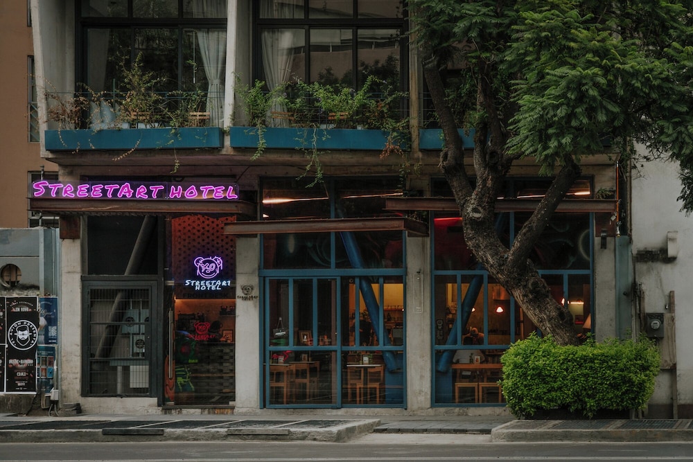 Street Art Hotel Roma in MEXICO CITY