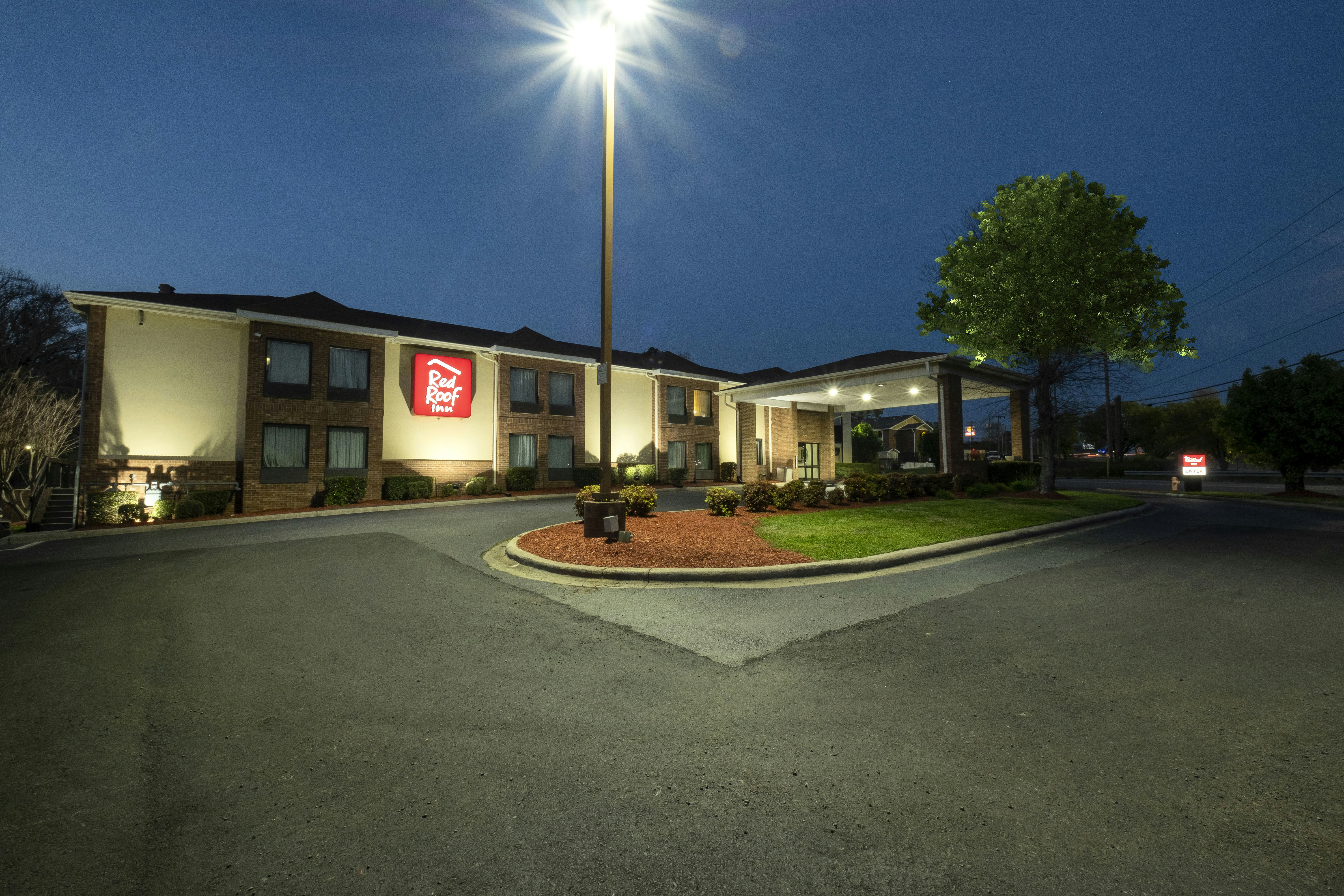 Red Roof Inn Charlotte - University 33/34