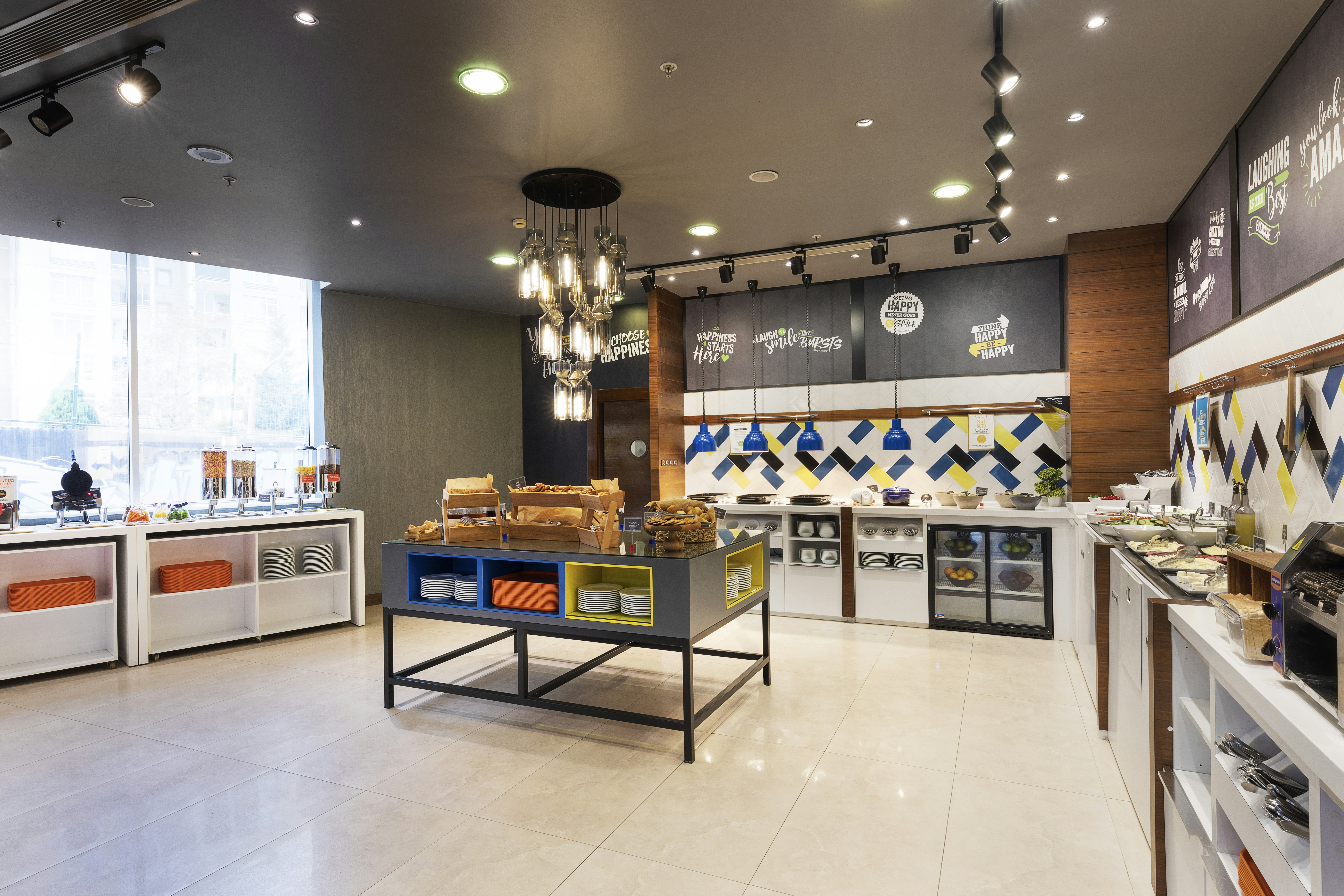 Hampton By Hilton Istanbul Kayasehir 15/32